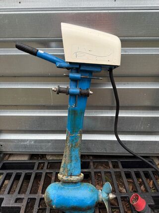 3x Elektrische buitenboordmotor, Elva, 2x 800k 1×9001